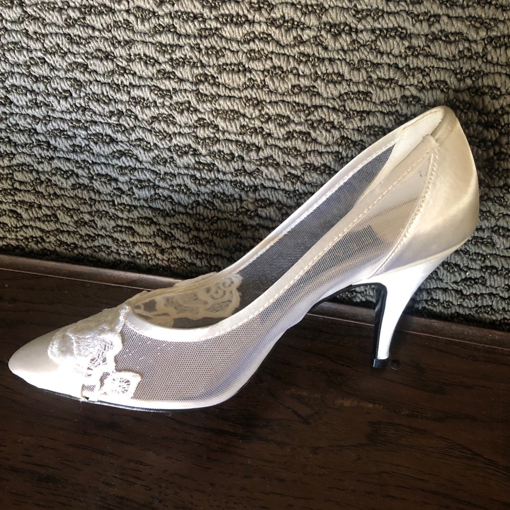 Vintage white satin and lace heels